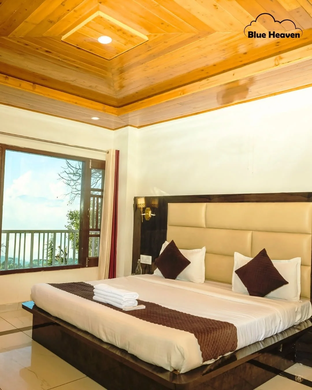 Mountain View Room