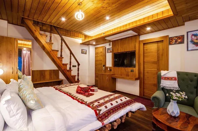 Duplex Family Suite Room With Balcony & Jungle or Mountain View
