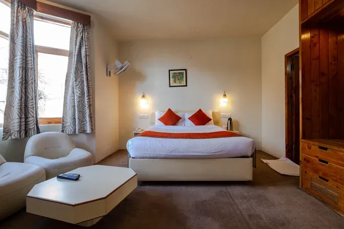 Deluxe Room With Out Balcony