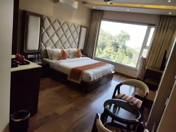 Premier Room