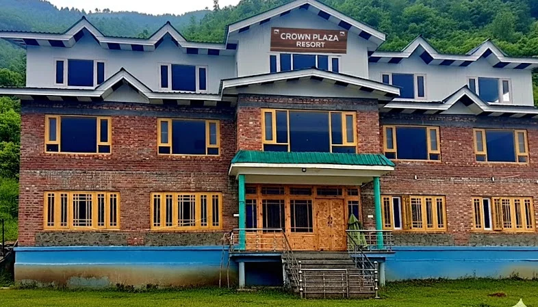 Hotel Crown Plaza Resort — photo 1