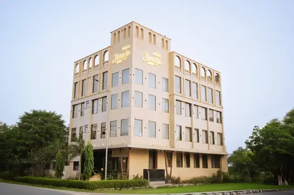 hotel neerja inn jaipur