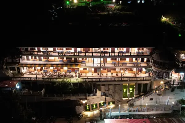 Hotel Silverton, The Mall Nainital