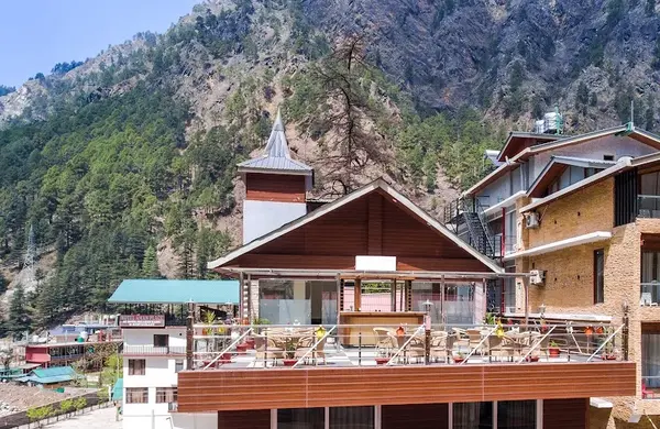 Hotel Abhilashi inn Kasol
