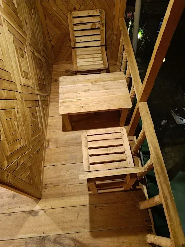 Rustic wood house - A village home stay in Jibhi Valley — photo 4