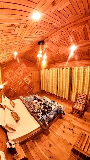 Rustic wood house - A village home stay in Jibhi Valley — photo 8