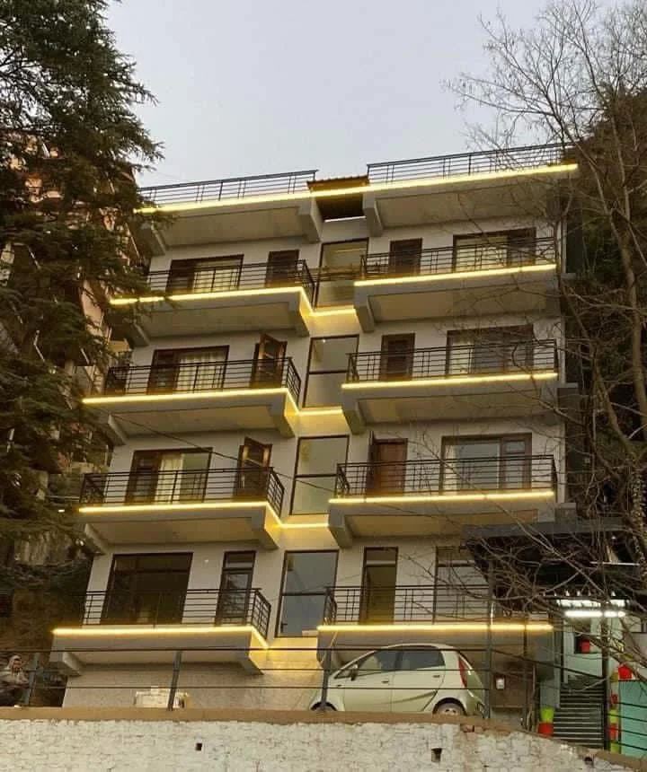 Hotel Ivory Pine
